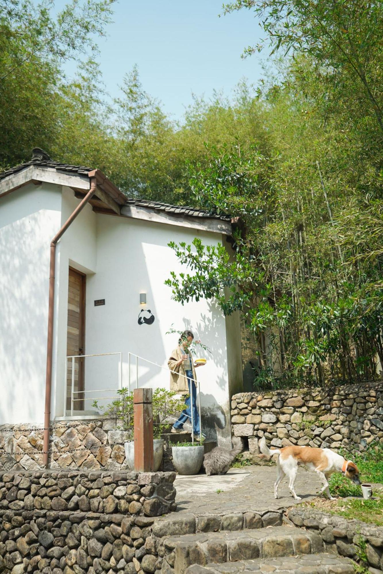 July Bamboo Hostel Deqing Exterior photo